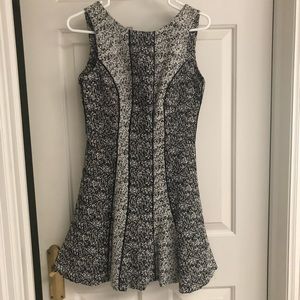 Black and cream H&M dress size 4
